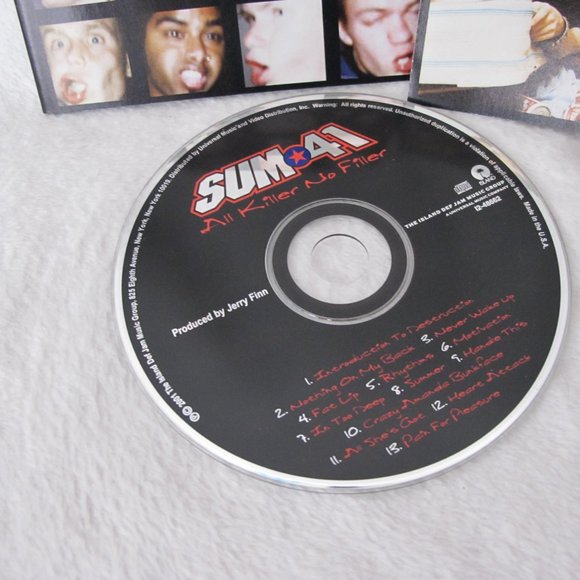 Must Bundle - Sum 41 CD Bundle - Picture 5 of 10